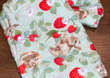 Bamboo Muslin Blanket- Bunnies & Strawberries